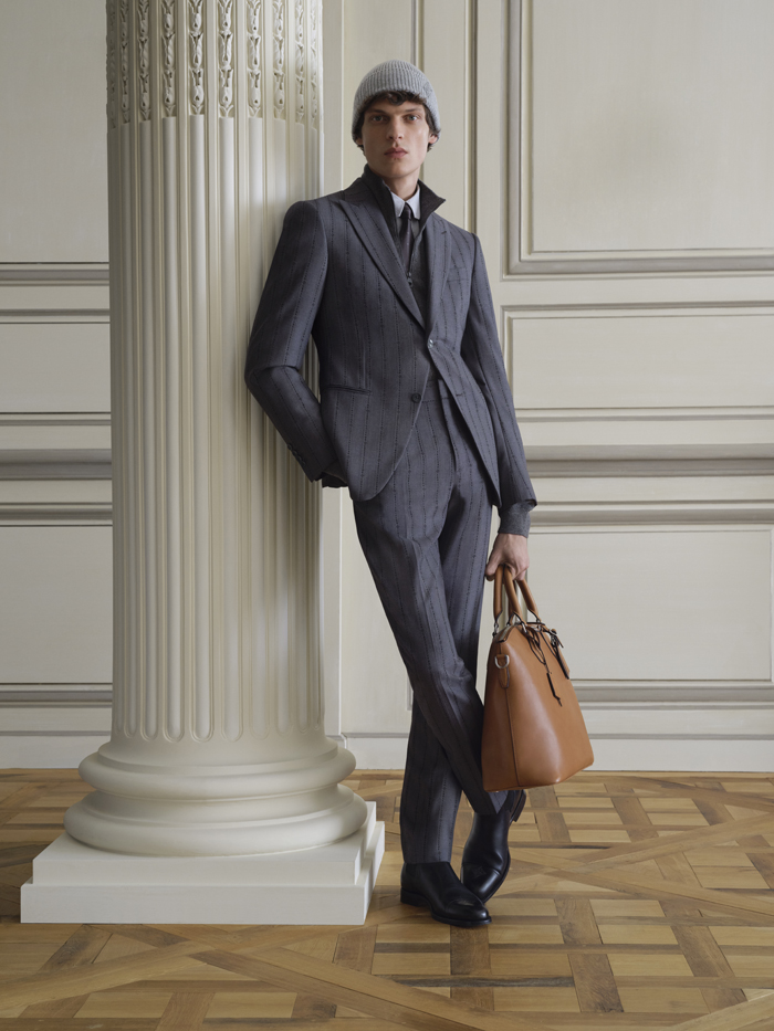 Louis Vuitton presenta la colección «Primavera-Verano 2024» formal para  hombres - Socialite360