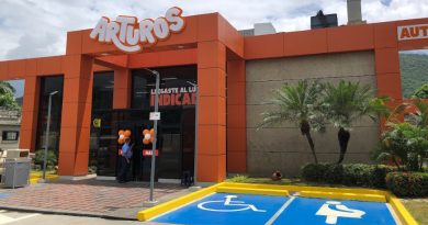 Arturos potencia su plan de modernización con la reinauguración de su 8º local