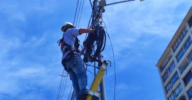  Fibra óptica llega a hogares del urbanismo Los Corales en La Guaira