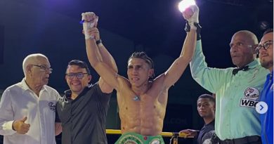Alexander Jiménez se consagra campeón mundial WBC en Falcón