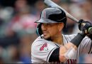 Ildemaro Vargas designado el MVP de abril en Grandes Ligas