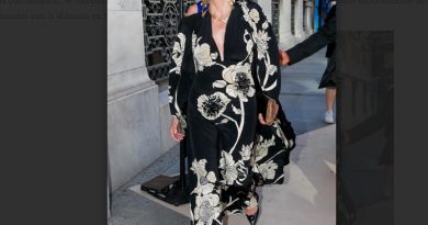 La icónica actriz Sharon Stone lució el Cali Clutch Gold de la firma Yliana Yepez