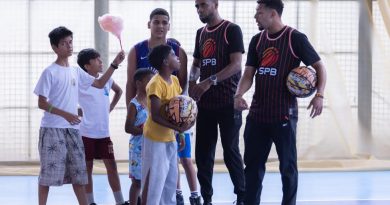 SPB tiende un puente de solidaridad con los niños de Pinto Salinas