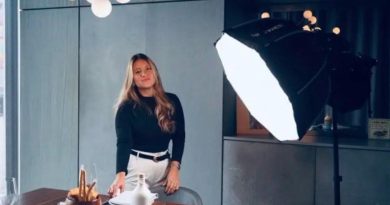 Elizabeth Velásquez cuenta historias y noticias a través de su cámara
