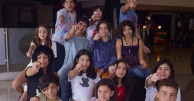  Alumnos de la Escuela de Artes Escénicas VG presentan funciones benéficas en el Teatro Líder
