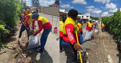 Maxim realiza jornada de limpieza