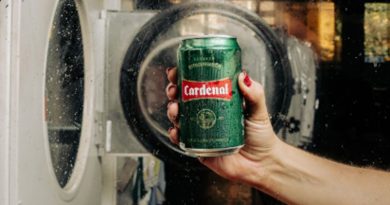 Cardenal restaura el cartel de Súper Hollywood